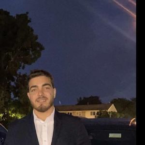 Meet your Posher, Ahmad